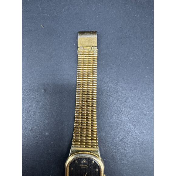 Seiko Galaxy Tank Watch Women 20mm Black Woven Dial Gold Tone V701-5H50 20MM main image 8